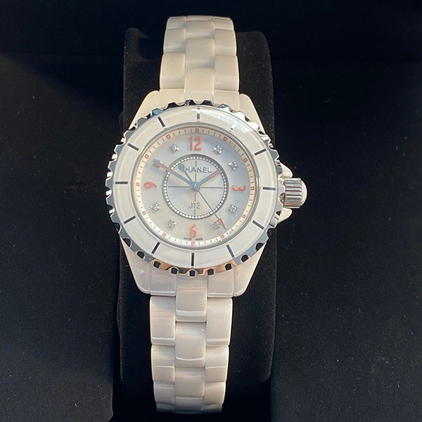 争奪戦 シャネル J12 スーパーコピー 33mm shc35379高い品質