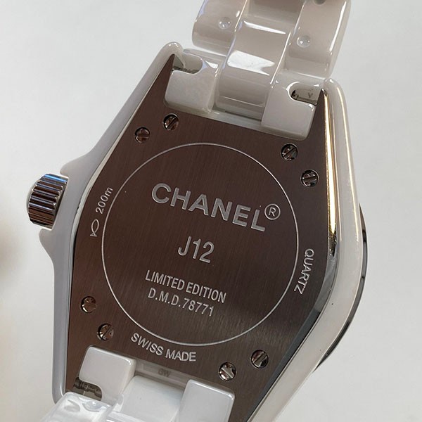 争奪戦 シャネル J12 スーパーコピー 33mm shc35379代引きを販売