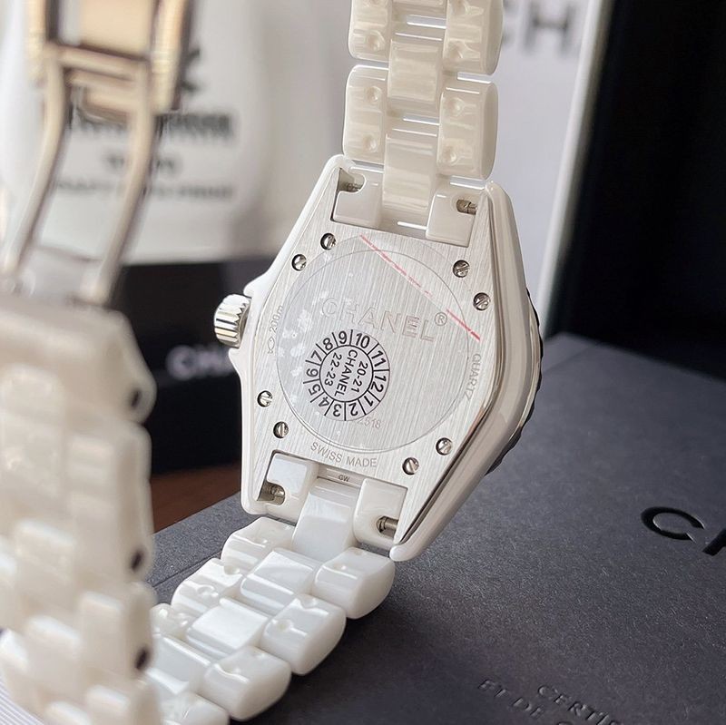 【日本未発売】シャネル J12 偽物 33 shj32454N級品