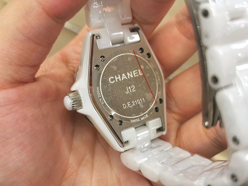 ★日本!!人気！シャネル J12 偽物 33mm ホワイトセラミック shp75311高い品質