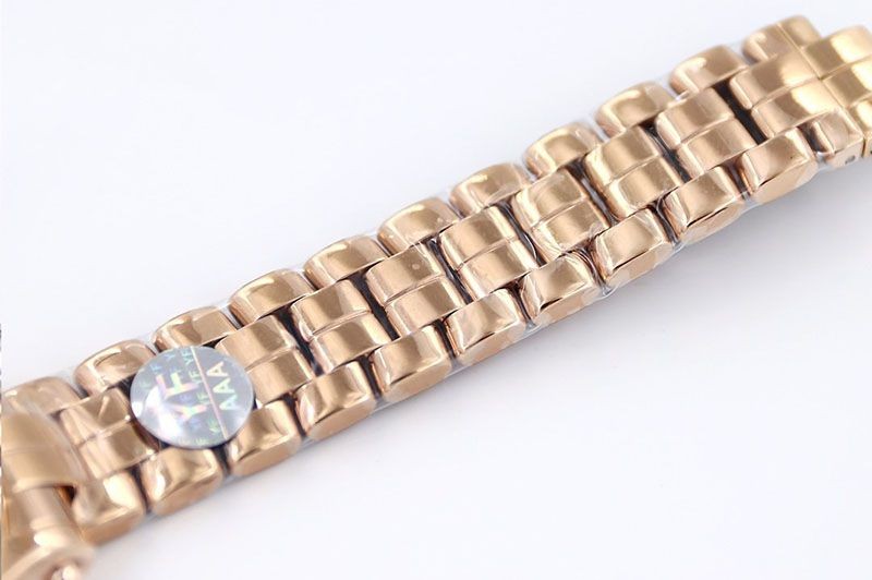 人気急上昇ショパール 偽物 ハッピースポーツ 33MM sha74208N級品