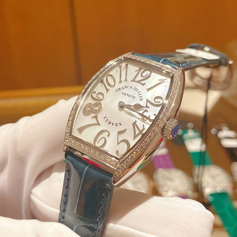 超人気 フランク・ミュラー  トノーカーベックス スーパーコピー frm95125人気