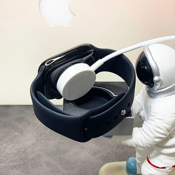大人気!!アップルウォッチ コピー シリーズ 8 45mm ブラック ミッドナイトアルミニウムケースとスポーツバンド gov89285N級品
