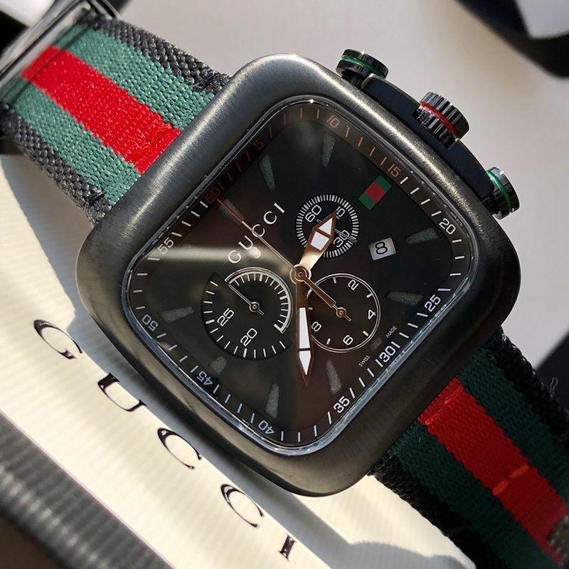 目を惹くカラー グッチ ウェブストライプストラップウォッチ スーパーコピー☆44mm☆ guz58671最高級