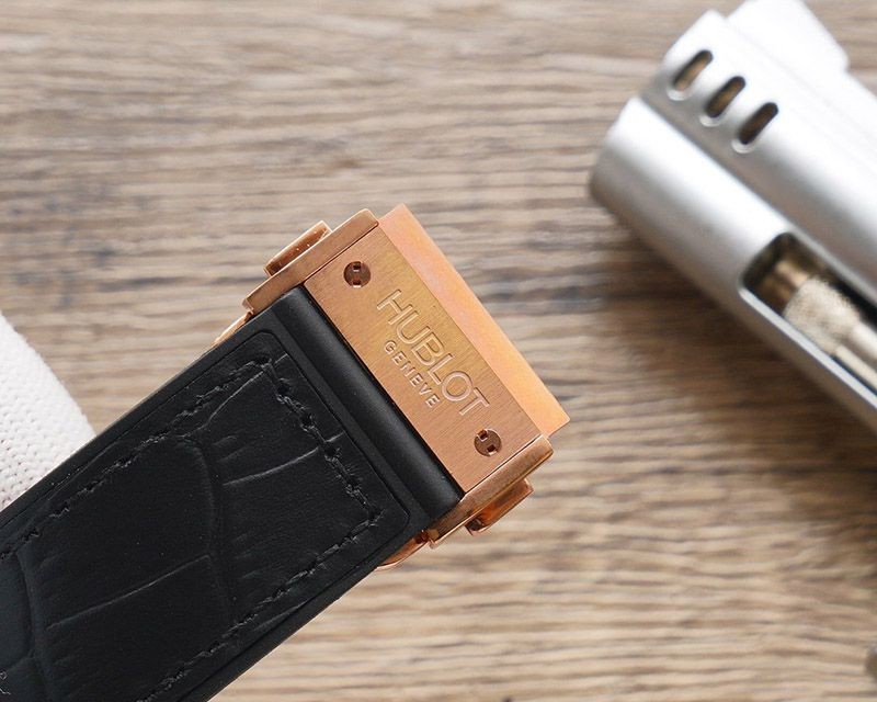 送料込 ウブロ ビッグバン コピー ホワイトキャビア ホワイトセラミック 346.HX.2800.RW品質保証