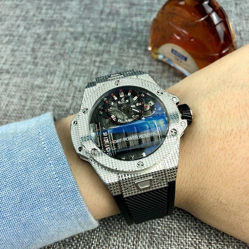 希少色ウブロ スーパーコピー ビッグバン MP-11 14 デイ パワーリザーブ サファイア 限定200本 hua97770通販