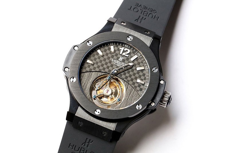 大人気！ウブロ 腕時計 スーパーコピー クラシックフュージョン 45mm huh79178激安送料無料