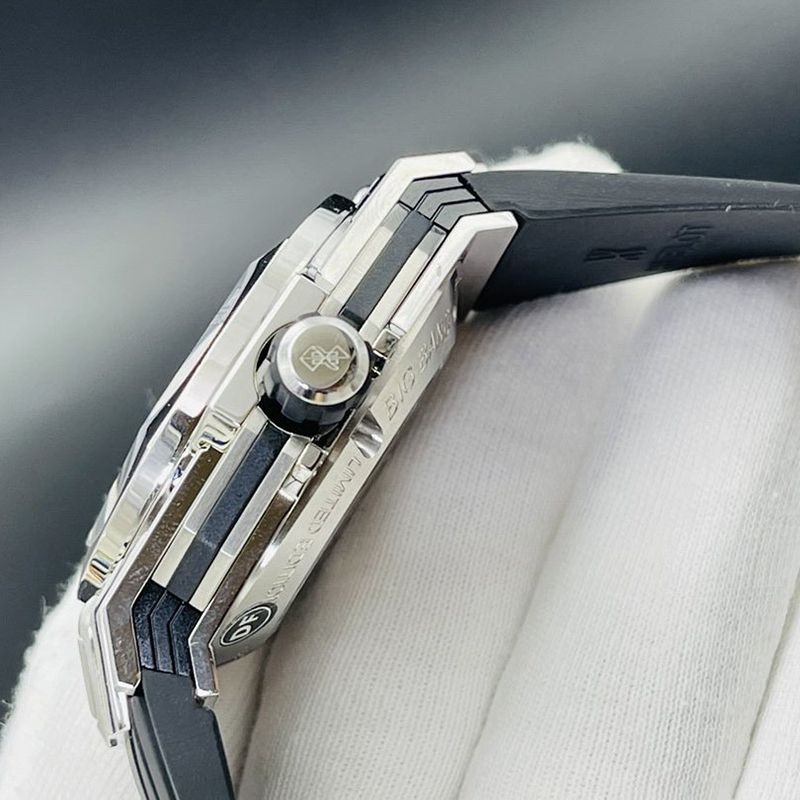 超希少！ウブロ ビッグバン スーパーコピー 世界限定100本 huj80991高い品質
