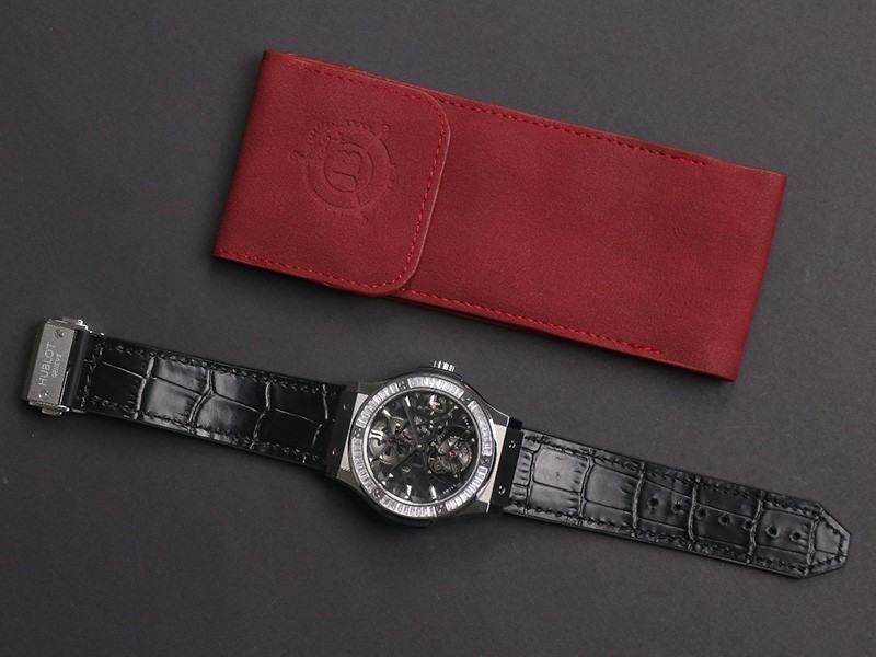 【限定カラー】ウブロ 時計 偽物 クラシックフュージョン トゥールビヨンチタニウム hun12057品質保証