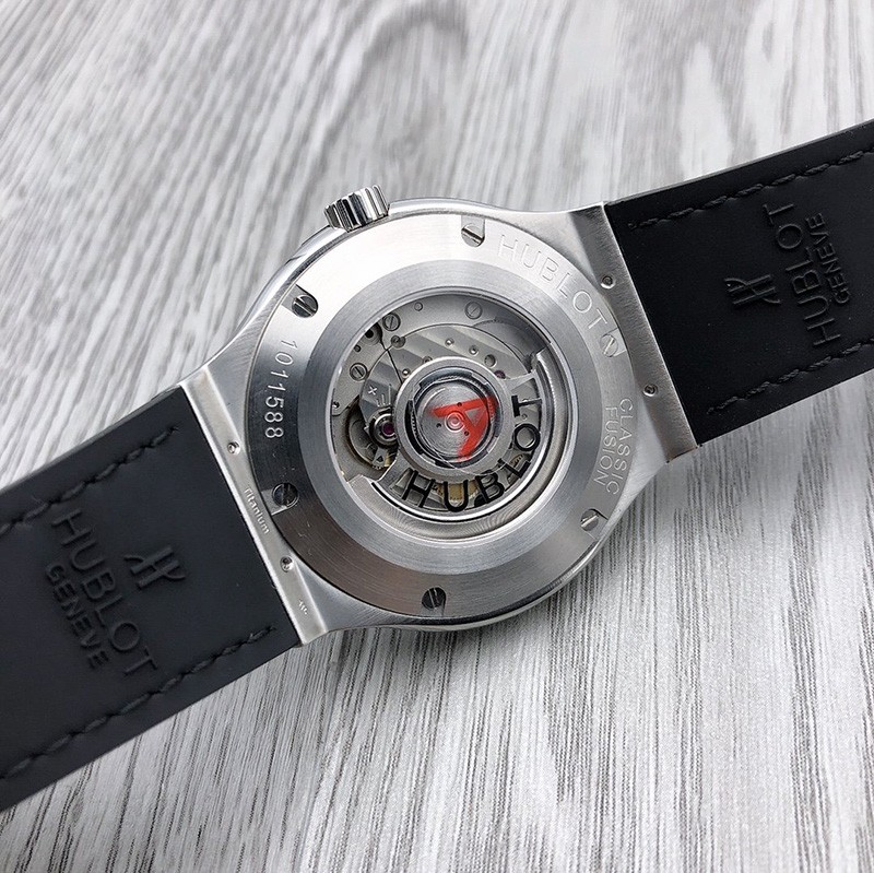 21-22AW ウブロ 腕時計 偽物 クラシックフュージョン チタニウム hup87931代引きを販売