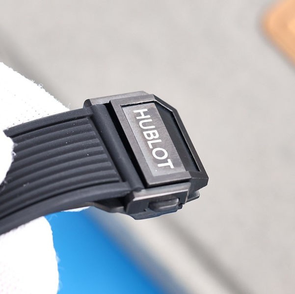 超話題!ウブロ ビッグバン ウニコ スーパーコピー huu55624代引きを販売