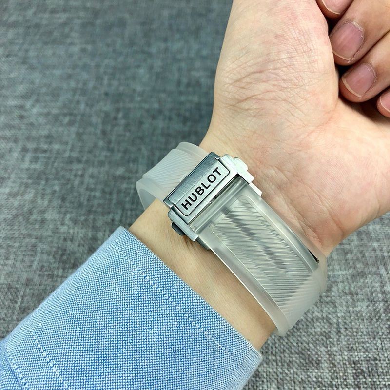大人気！ウブロ スーパーコピー ビッグバン ウニコ サファイア 限定生産500本 hux17464高い品質