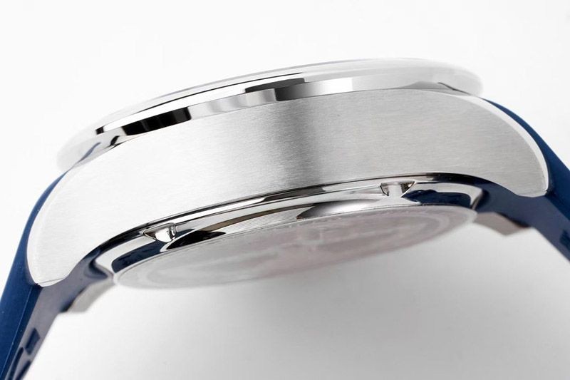 一目惚れ♪IWC ポルトギーゼ ヨットクラブ クロノグラフ コピー iwa90206N級品