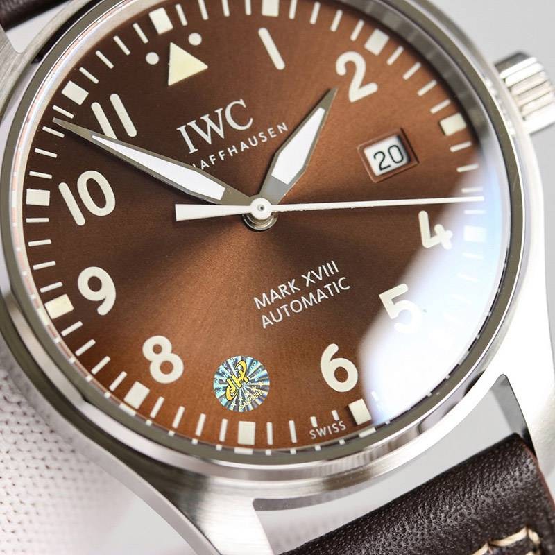 目を惹くカラーIWC パイロットウォッチ マーク18 スーパーコピー iwd27653最高級