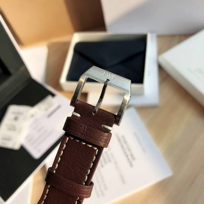 完売必至IWC パイロットウォッチクロノ コピー iwg20527N級品