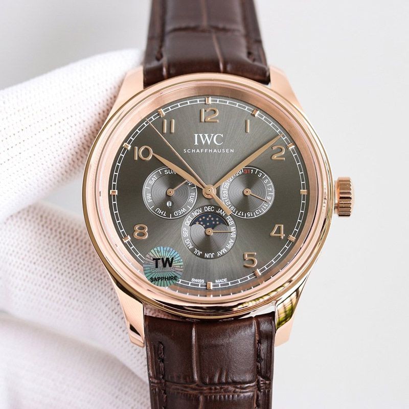 稀少IWC 時計 偽物 ポルトギーゼ パーペチュアル カレンダー 42 2色 iwi40993通販