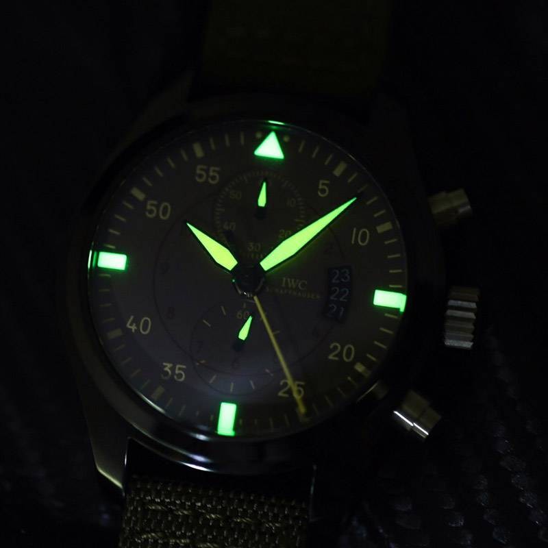 超希少！IWC 時計 偽物 パイロットウォッチクロノ・トップガン iwj73667人気