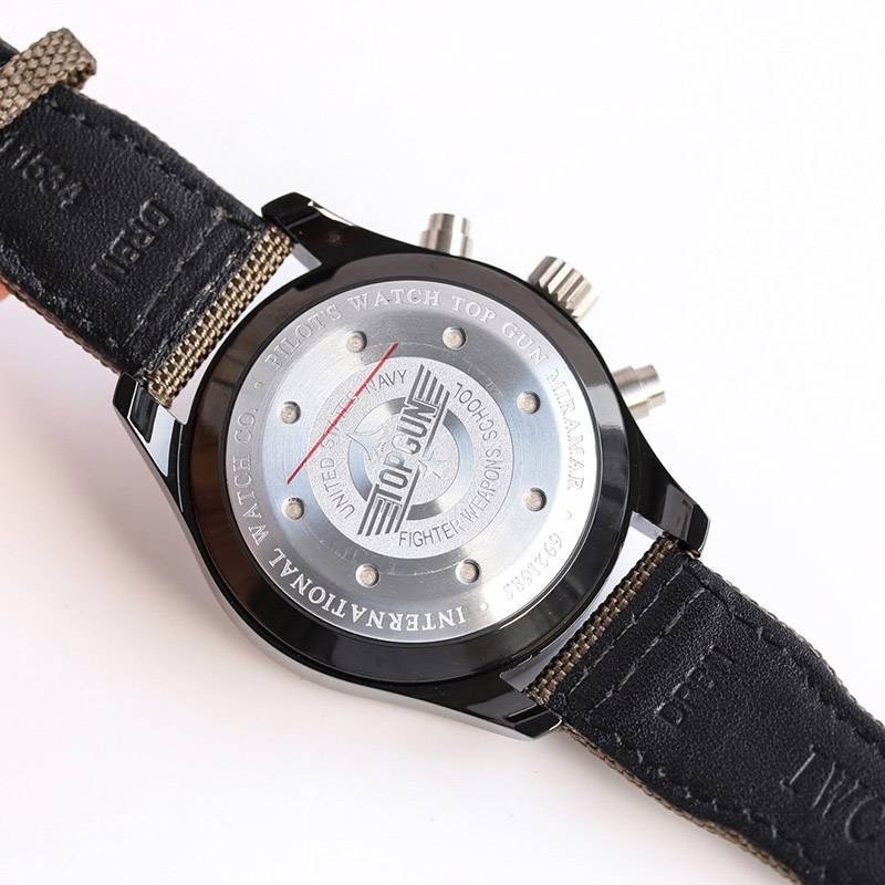 超希少！IWC 時計 偽物 パイロットウォッチクロノ・トップガン iwj73667N級品