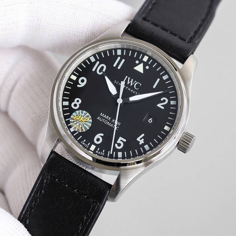 争奪戦IWC パイロットウォッチ マーク18 コピー iwl18136高い品質