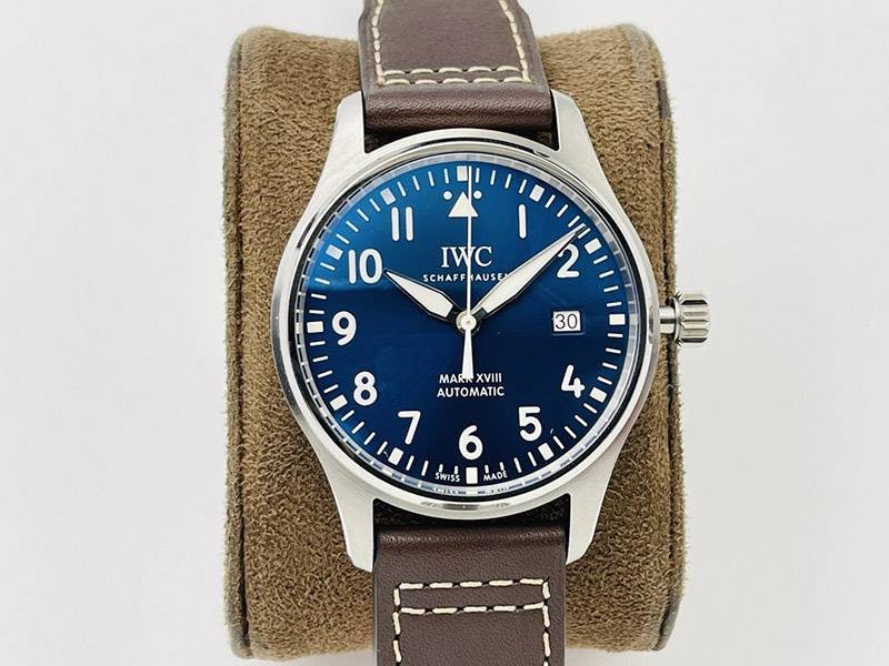 最安値挑戦IWC パイロットウォッチ 偽物 マーク１８ プティプランス iwm45017