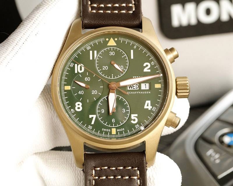 新作IWC パイロットウォッチクロノ コピー オートマティック スピットファイア iwm60520