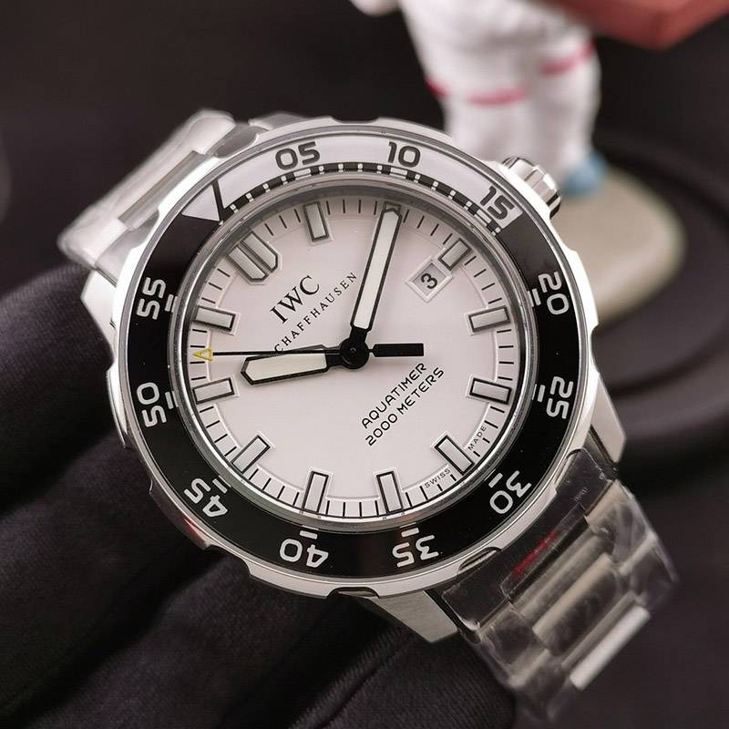 ☆超人気☆IWC アクアタイマー 偽物 オートマティック 2000 iwr12435高い品質
