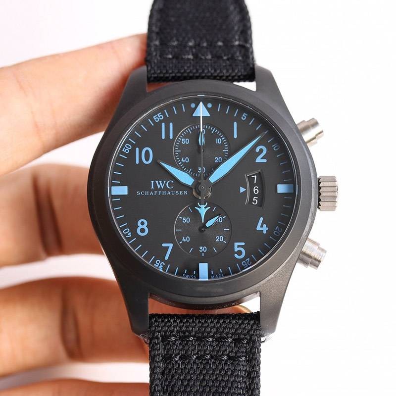 大人気！IWC 時計 コピー パイロットウォッチクロノ・トップガン iwr90549通販