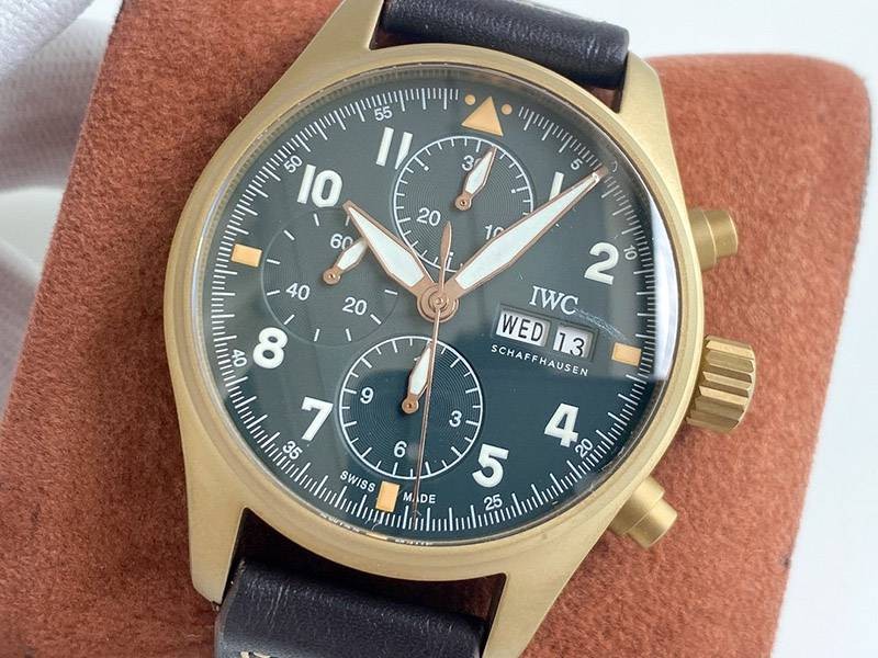 稀少IWC 時計 偽物 パイロットウォッチクロノグラフ41 iws16130