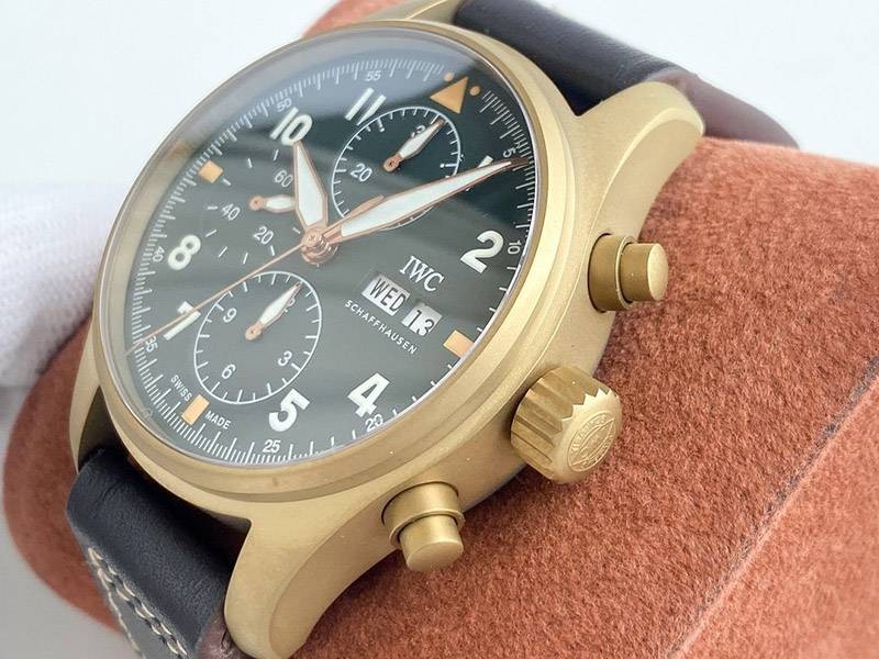 稀少IWC 時計 偽物 パイロットウォッチクロノグラフ41 iws16130人気