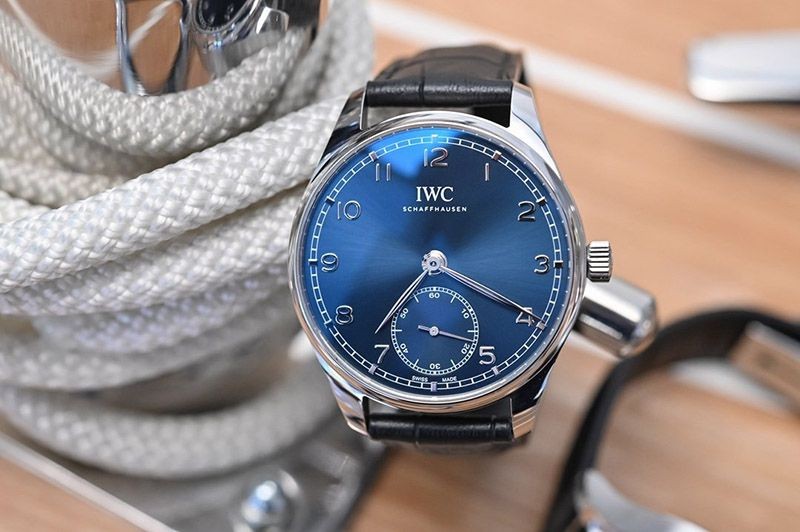 入手困難IWC 時計 偽物 ポルトギーゼ オートマティック 40 2色 iwu34692最高級