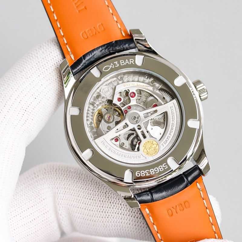 入手困難IWC 時計 偽物 ポルトギーゼ オートマティック 40 2色 iwu34692代引きを販売