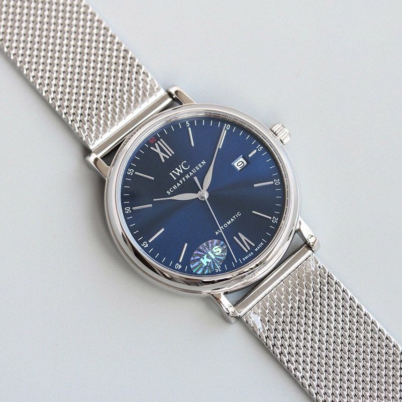 目を惹くカラーIWC ポートフィノ 時計 スーパーコピー iwu36304最高級