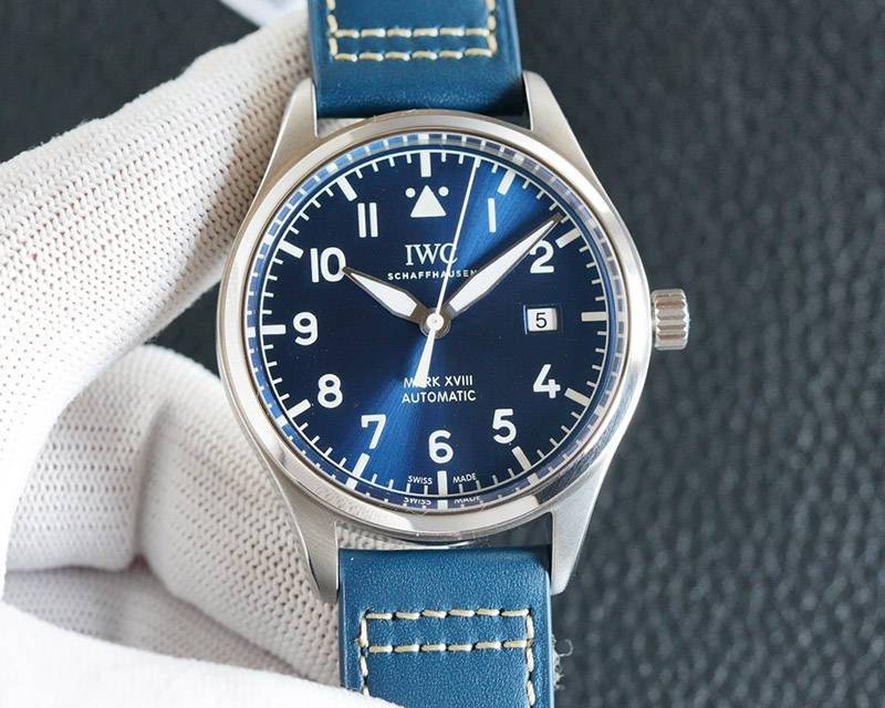世界中で大人気♪IWC 偽物 パイロットウォッチ マーク18 プティプランス iwx76613