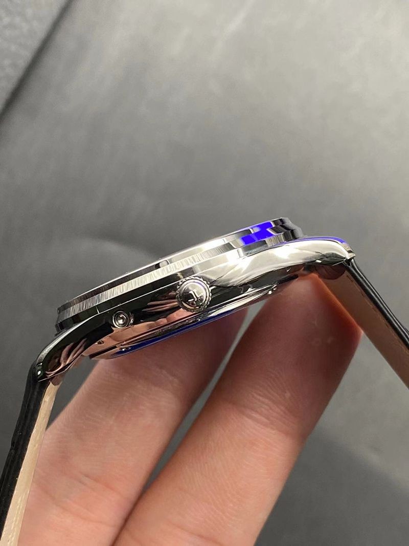 【日本未発売】ジャガー・ルクルト マスターウルトラスリム ムーン スーパーコピー 39mm Jao76221高い品質