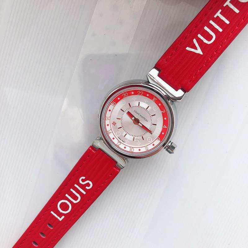 送料込 ルイヴィトン 時計 タンブール コピー ストリート ダイバー 33mm vuc40944通販
