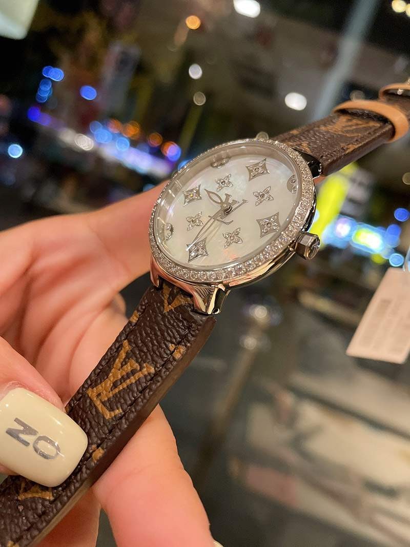 大人気！ルイヴィトン 時計 タンブール ビジュ コピーラグダイヤ レディース39mm vud72346通販