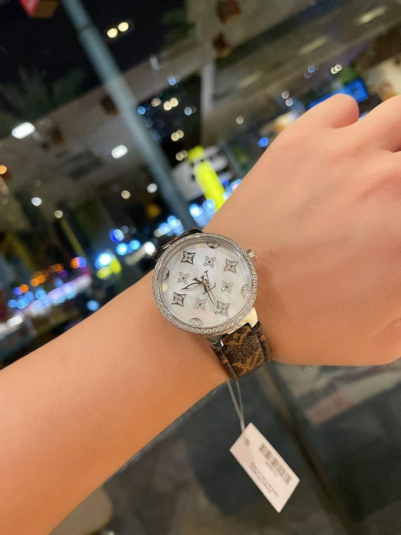 大人気！ルイヴィトン 時計 タンブール ビジュ コピーラグダイヤ レディース39mm vud72346最高級