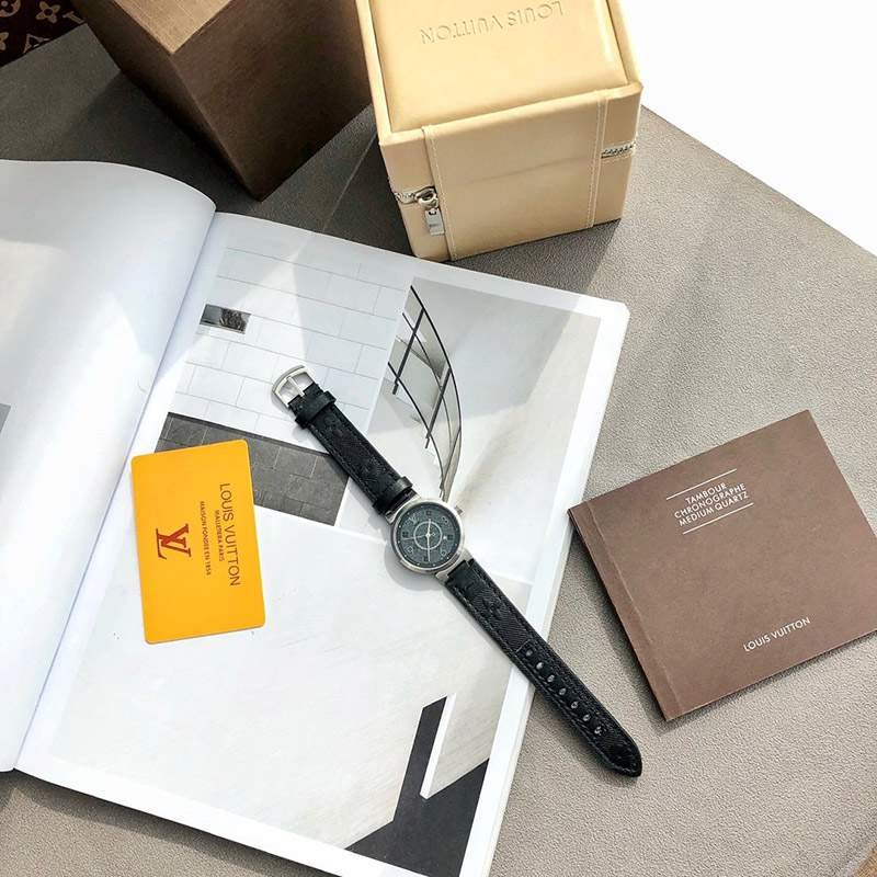 大人気!!新色 ルイヴィトン 時計 偽物 タンブール ストリート ダイバー  36mm vuf03213