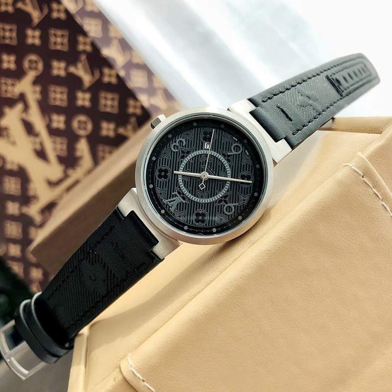 大人気!!新色 ルイヴィトン 時計 偽物 タンブール ストリート ダイバー  36mm vuf03213最高級