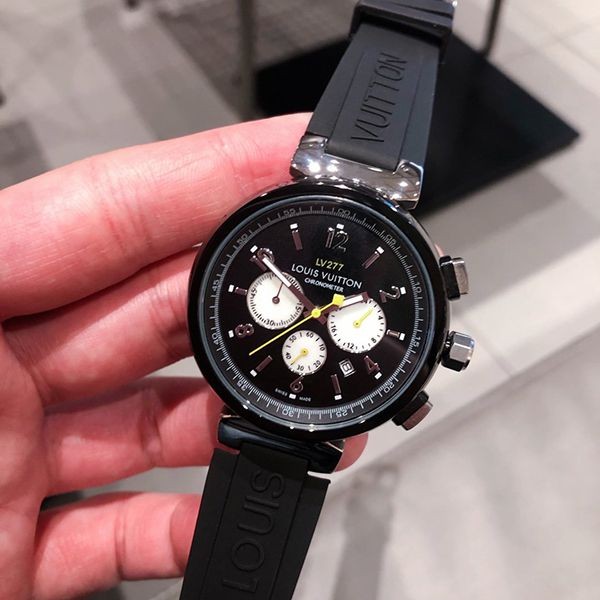 ルイヴィトン タンブール コピー クロノグラフ 42mm vuf95902通販