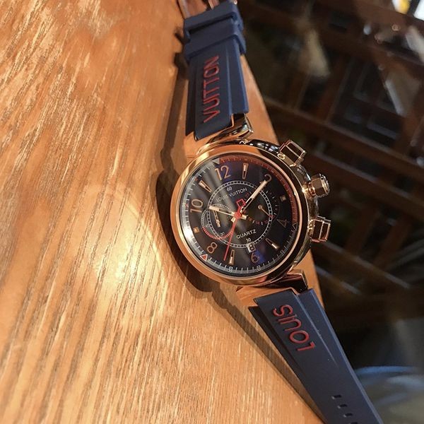 新作 ルイヴィトン タンブール コピー  クロノグラフ 41mm vui59789N級品