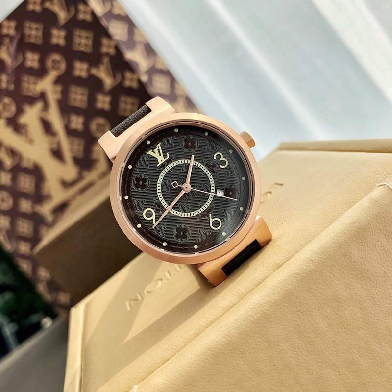 入手困難品！ルイヴィトン 時計  タンブール ストリート ダイバー  36mm vum29771人気