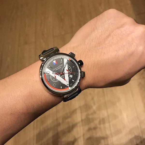 ルイヴィトン タンブール 偽物 クロノグラフ 42mm vum36093高い品質
