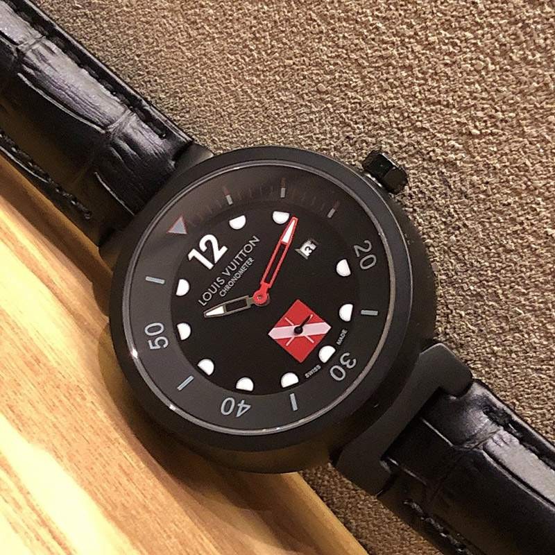 21-22AW ルイヴィトン 時計 コピー タンブール ストリート ダイバー メンズ 44mm vun84140最高級