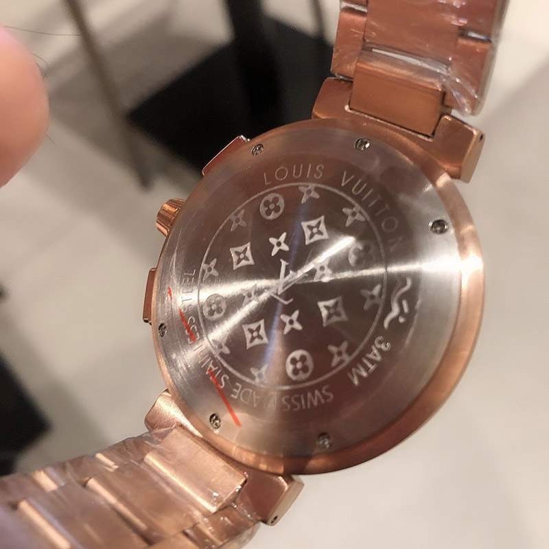 ルイヴィトン 時計 スーパーコピー タンブール ストリート ダイバー メンズ 44mm vup26806品質保証