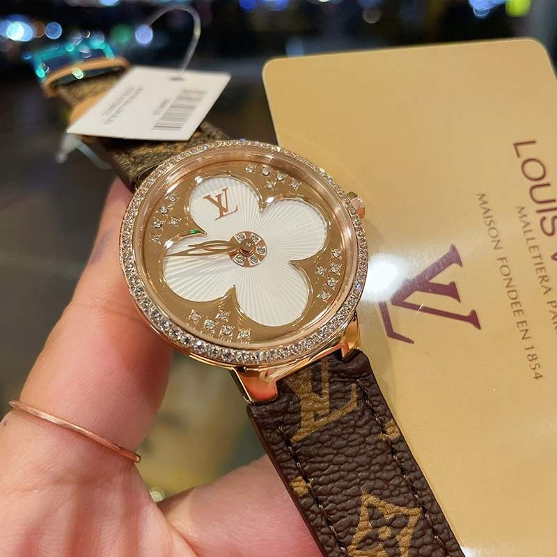 高品質♪ルイヴィトン 時計 タンブール ビジュ ラグダイヤ レディース39mm vup70704激安送料無料