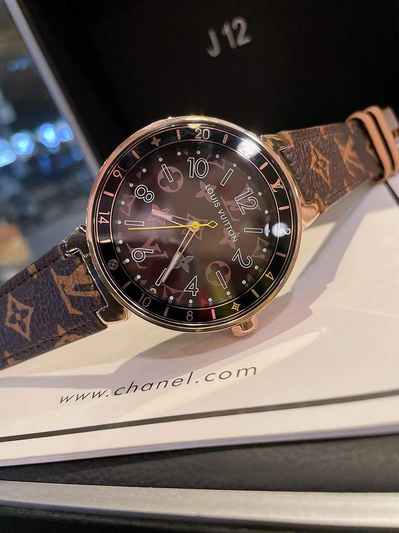入手困難品！ルイヴィトン 時計 タンブール ストリート ダイバー  40mm vuq14476通販