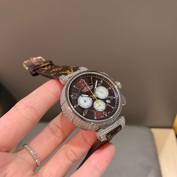 ルイヴィトン タンブール 偽物 クロノグラフ 41mm vus80570N級品