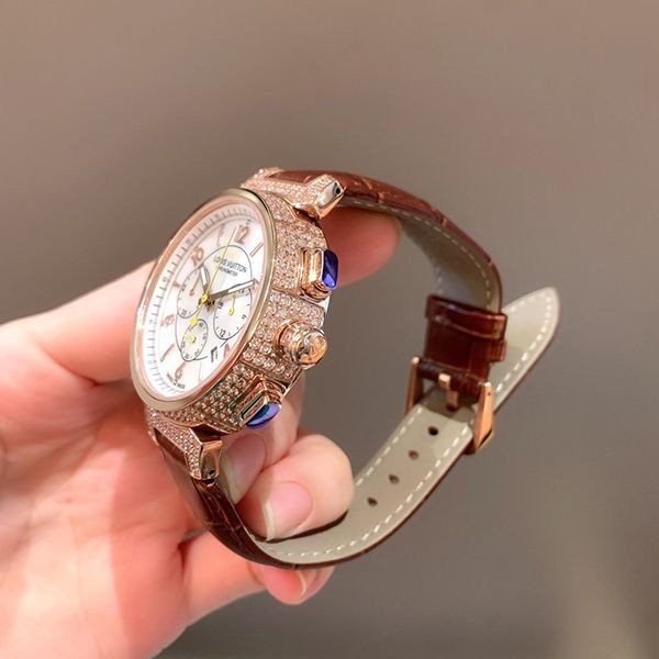 入手困難品！ルイヴィトン タンブール 偽物 クロノグラフ 41mm vus94124N級品