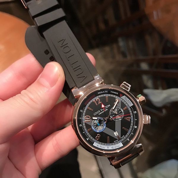 ルイヴィトン コピー タンブール  クロノグラフ 41mm vuw93611N級品